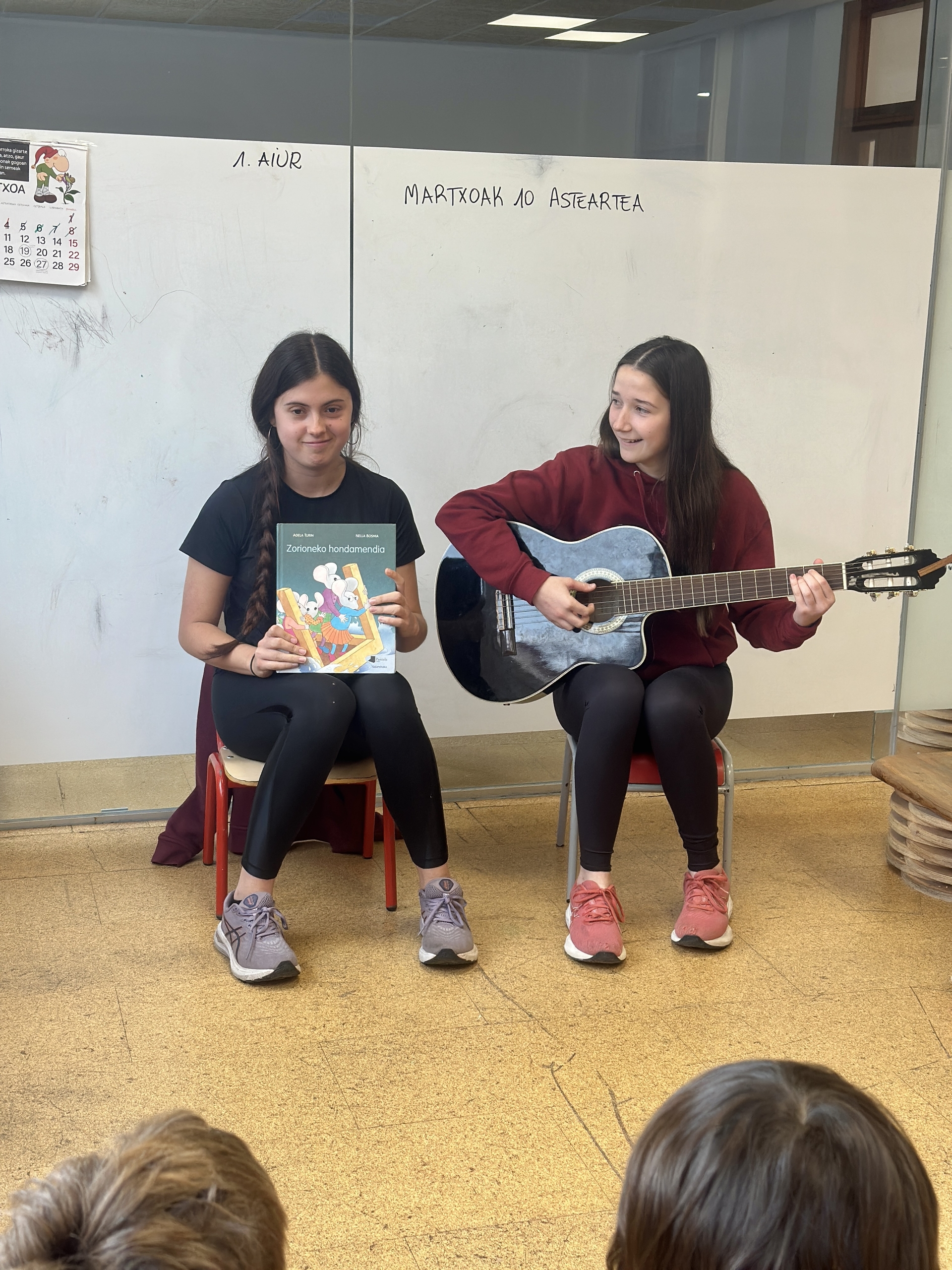 Aste Morea: DBH4ko Ikasleen Ipuin Kontaketa