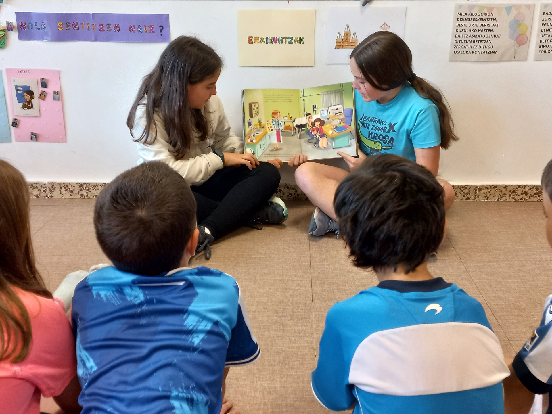 Liburuaren Nazioarteko EGuna